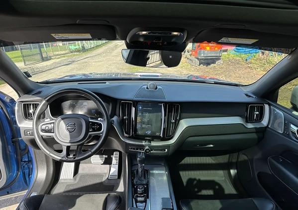 Volvo XC 60 cena 130000 przebieg: 84800, rok produkcji 2019 z Karpacz małe 232